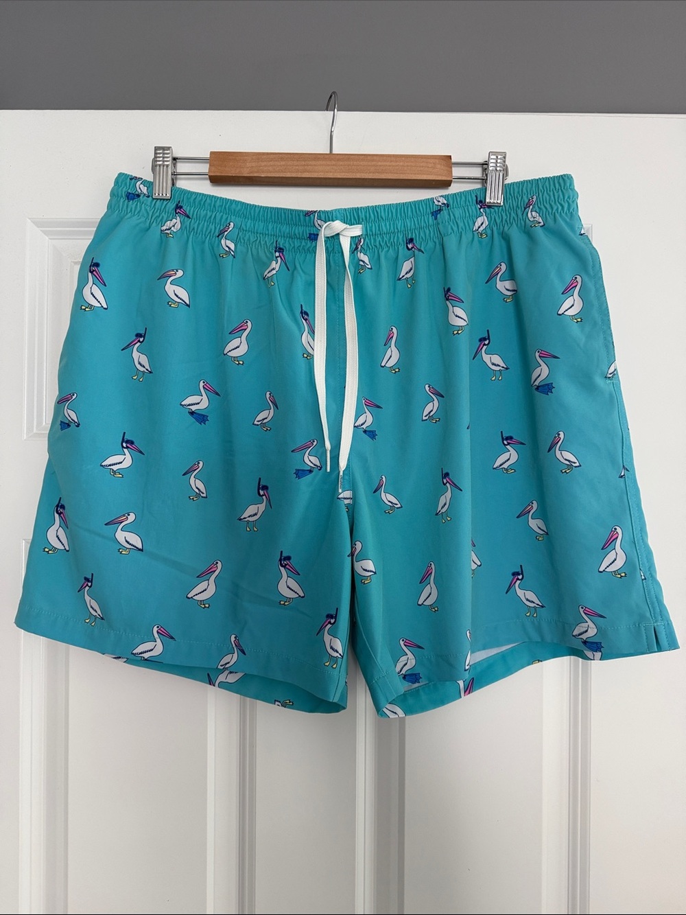 chubbies Teal Pelican Print Swim Trunks Size 2XL Men’s